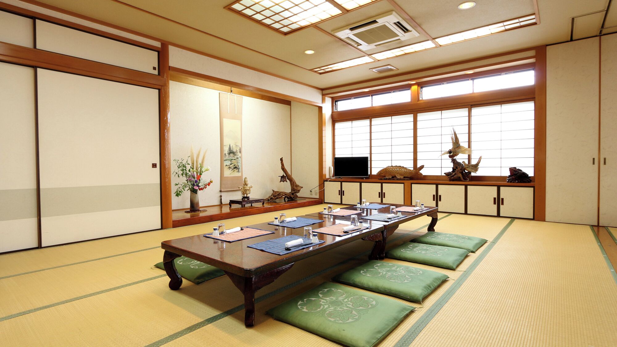 Meeting facility