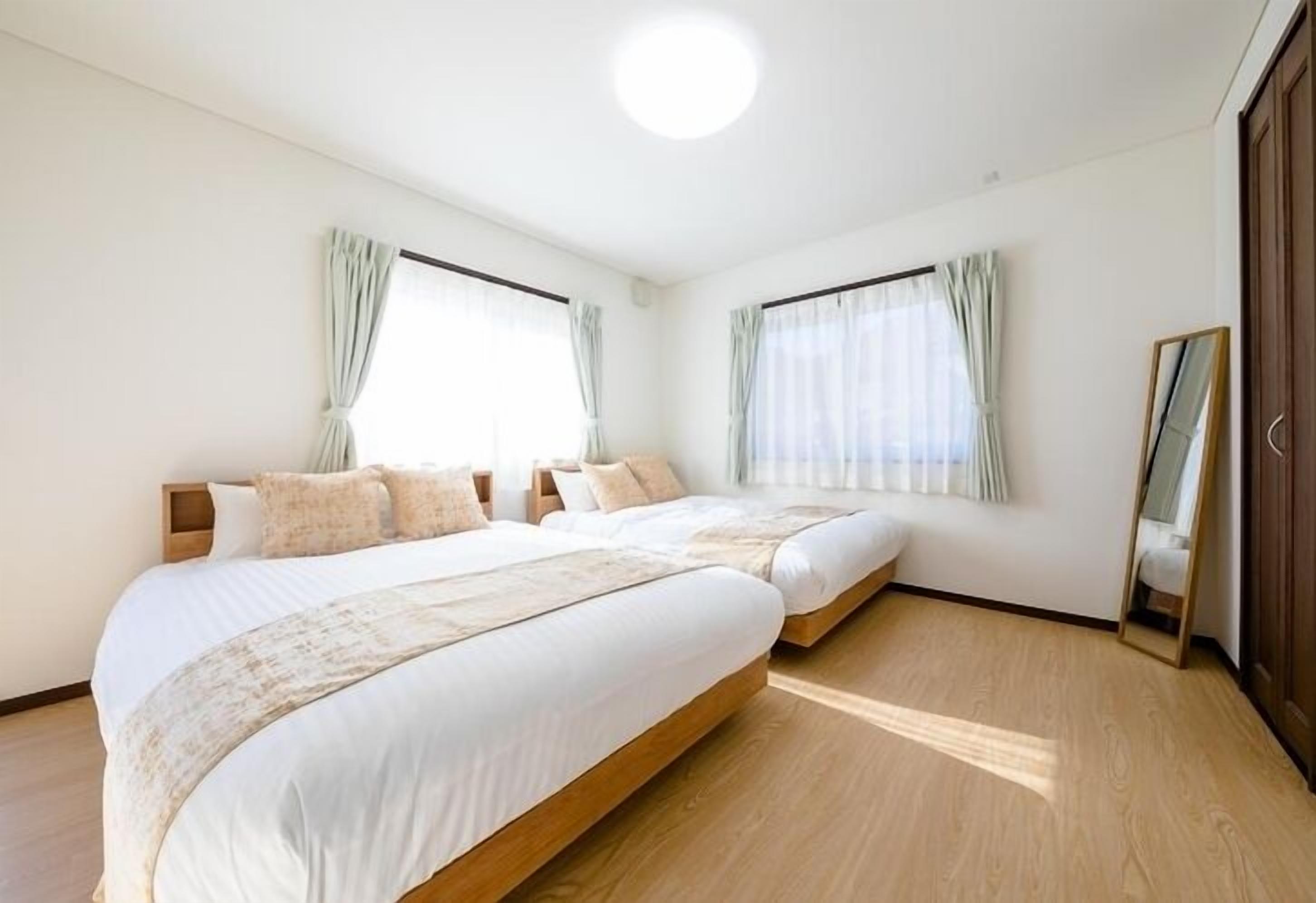 Skrivebord, strygejern/strygebræt