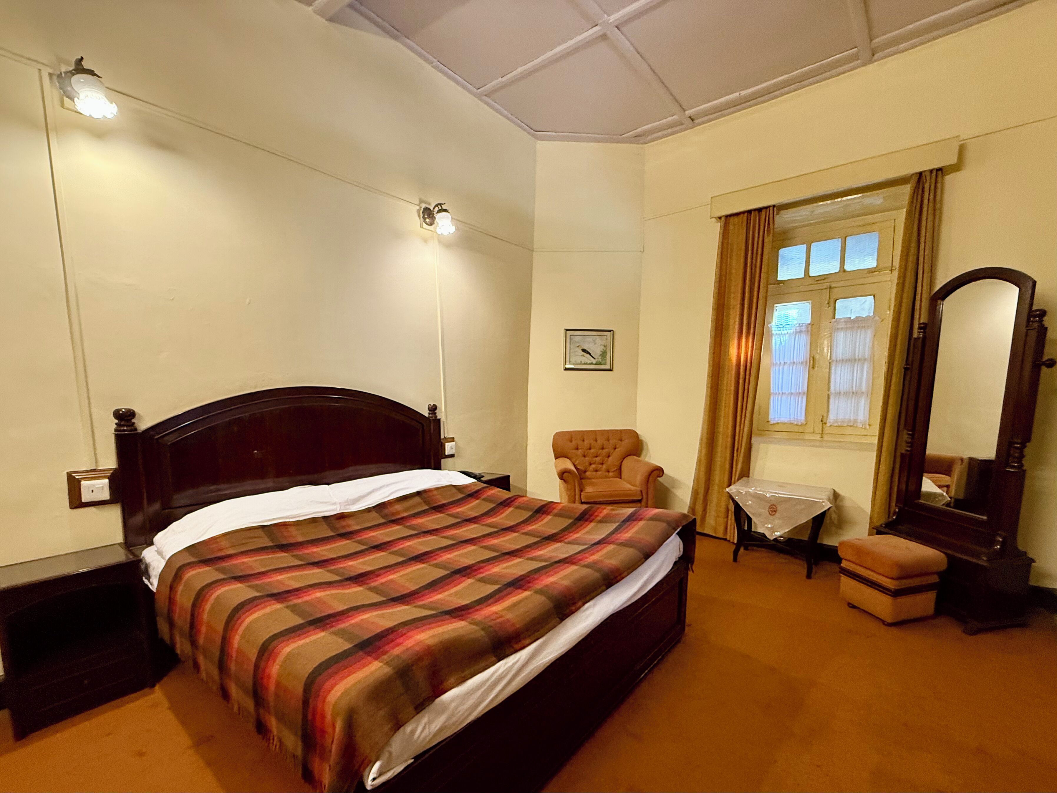 Standard Double Room, Lake View | Desk, laptop workspace, iron/ironing board, free WiFi