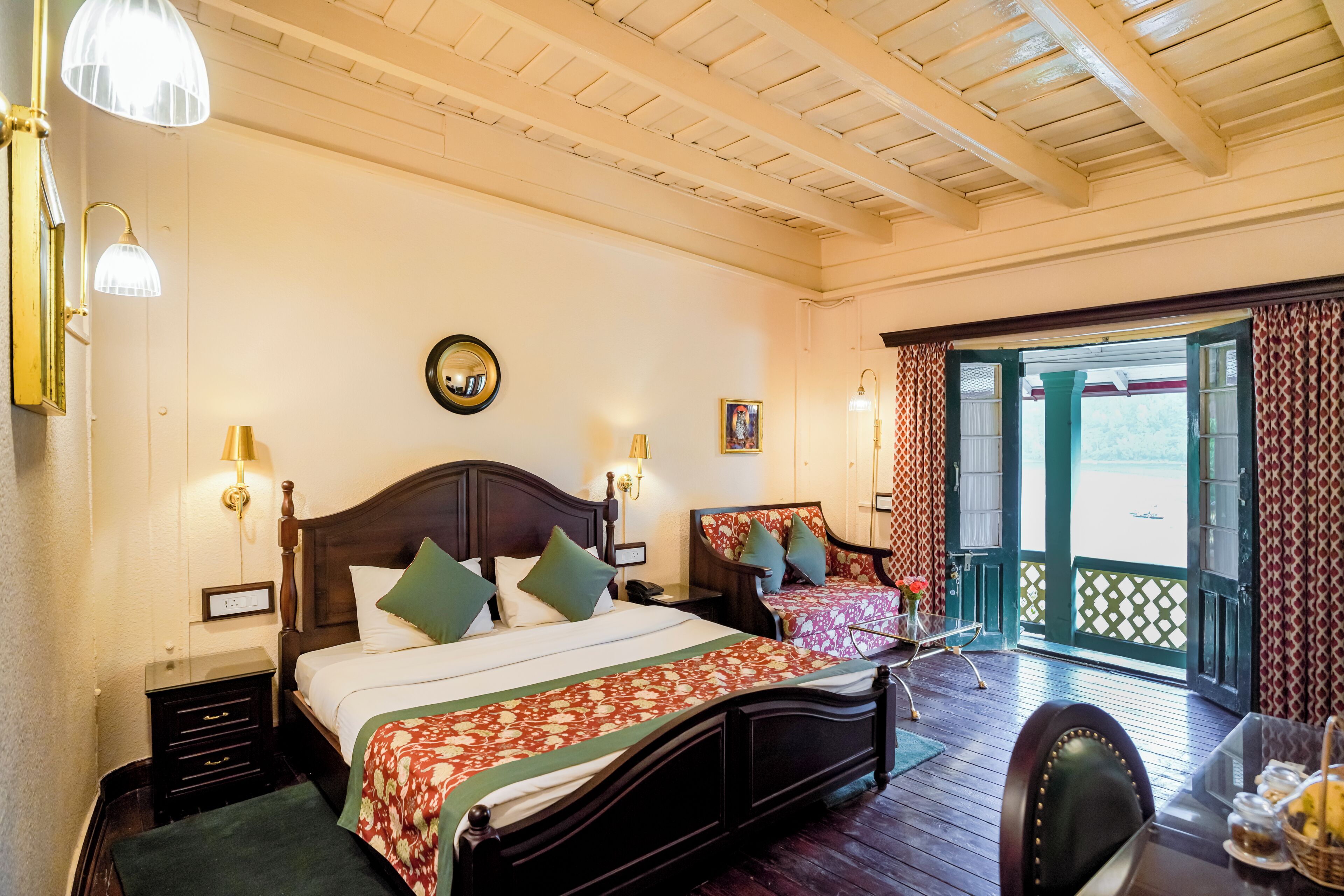Heritage Premium Room | Lake view