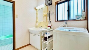 Bathroom - Yado Sandanya (Shirahama)