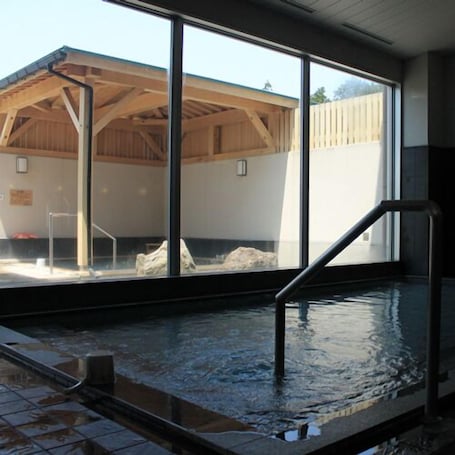 Spa. Crefeel Koto