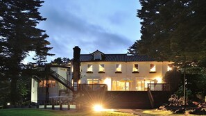 Exterior - Izu Kogen Auberge La Belle Equipe (Ito)