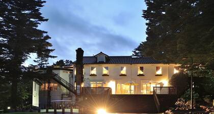 Izu Kogen Auberge La Belle Equipe