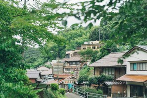 Miscellaneous - Loi no Hako (Gotsu)