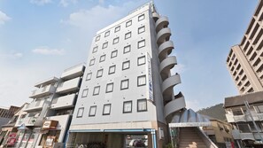 Exterior - Business Hotel East Park Ritsurin (Takamatsu)