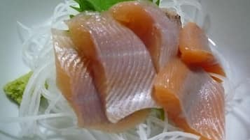 Makanan dan minuman