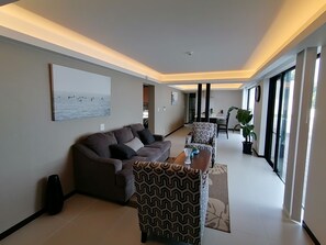 Living area - Salty House (Urasoe)