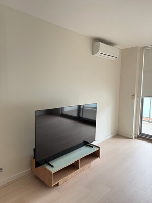 Interior - Relax, Rest & Repeat (Rockdale)