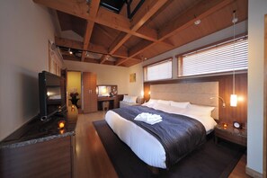 Desk - Villa Terrace Maebashi Hotel & Resort (Maebashi)