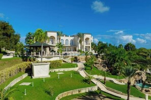 Exterior - Luxury Mansion with Ocean View Sosua DR (Sosua)