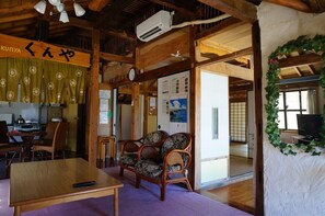 Interior - Minshuku Kunya (Ishigaki)