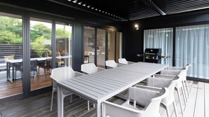 Outdoor dining - Saunea Hakushu (Hokuto)