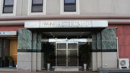 Detalle del exterior. Hotel Itami