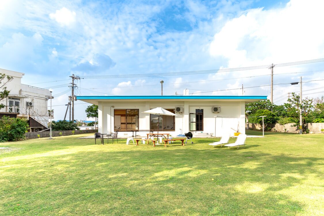 屋外ダイニングエリア