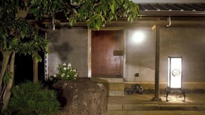 Exterior detail - Gamouya (Sakaide)
