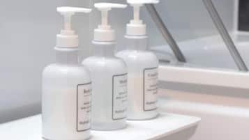 Secador de cabelo, sabonete