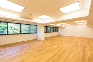 Interior - Showa no Mori Forest Lodge (Chiba)