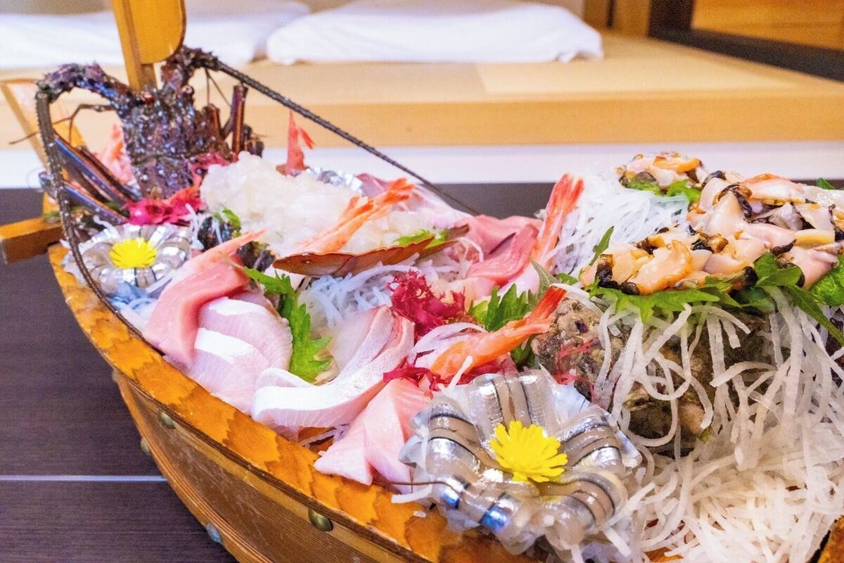 Thức ăn và đồ uống