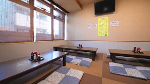 Dining - Business Hotel Wayokan/annex Wako (Inazawa)