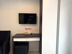 Apartment, 1 Bedroom, Smoking, Balcony | Room amenity - Comfortable Pool-view Studio With Balcony - Pratumnak, Pattaya (Pattaya)