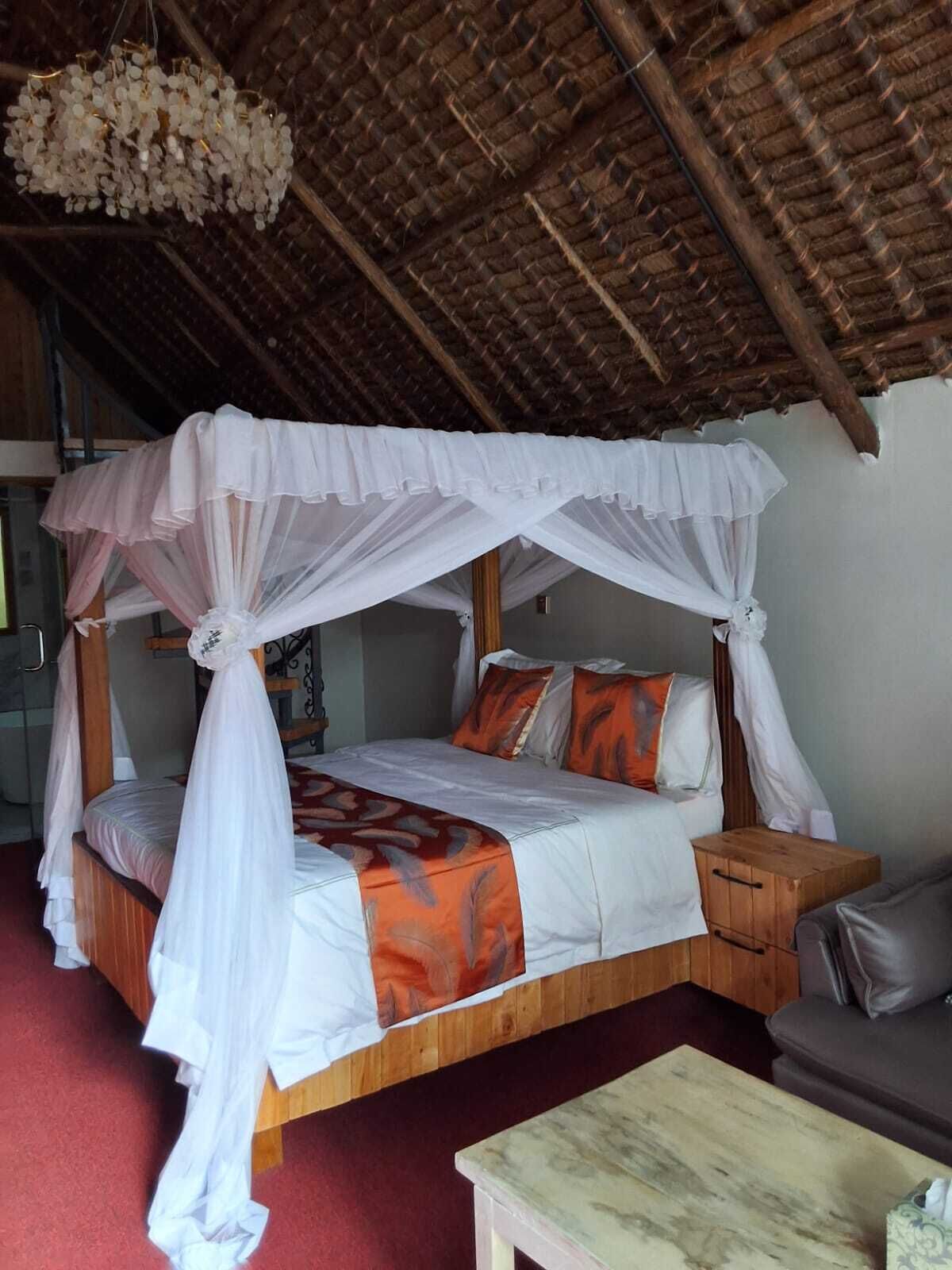 Deluxe Tent | Free WiFi