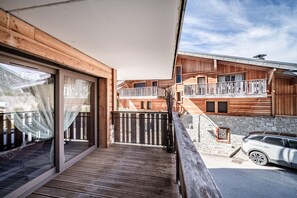 Property grounds - Modern, Cozy 2-Bedroom Apartment in Châtel – All Comforts for 6 Guests (Châtel)