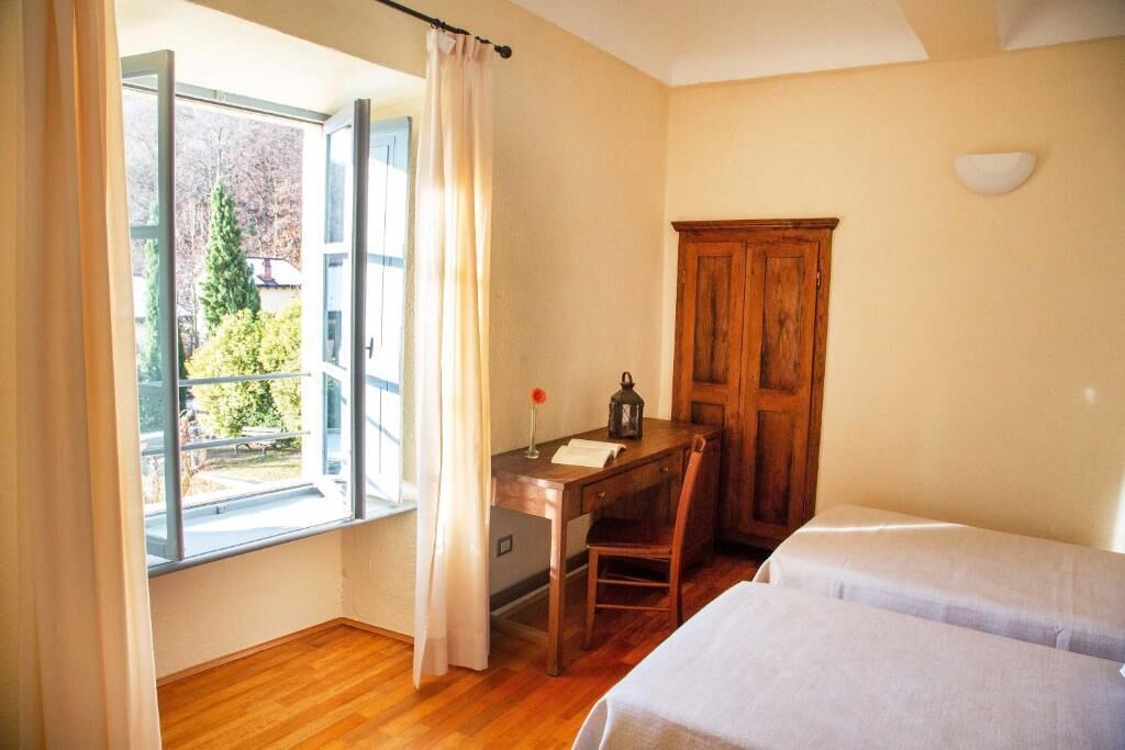 Bureau, Wi-Fi gratuit, accès pour personnes à mobilité réduite