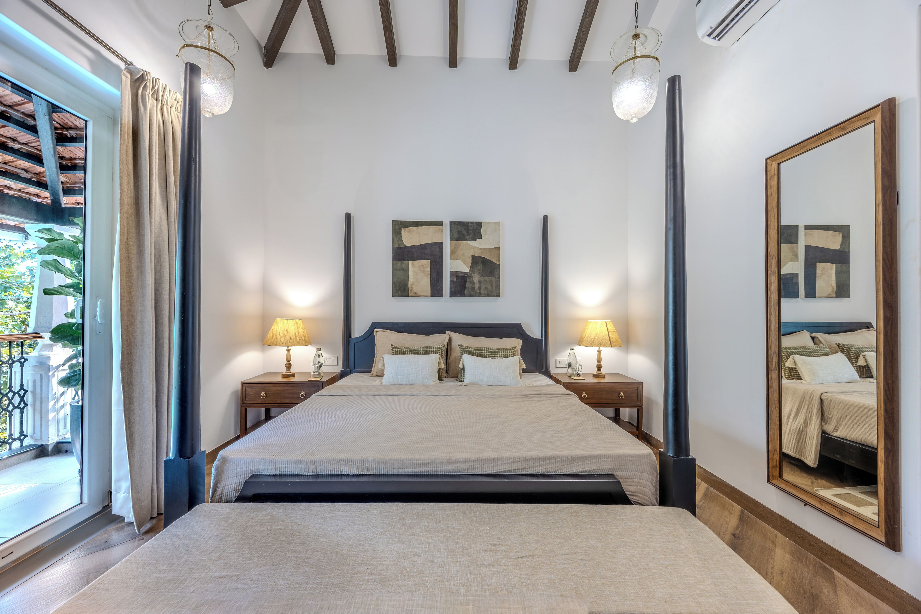 Deluxe Villa, Garden View | Iron/ironing board, free WiFi