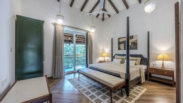 Villa Deluxe, vista al jardín | Tabla de planchar con plancha y wifi gratis