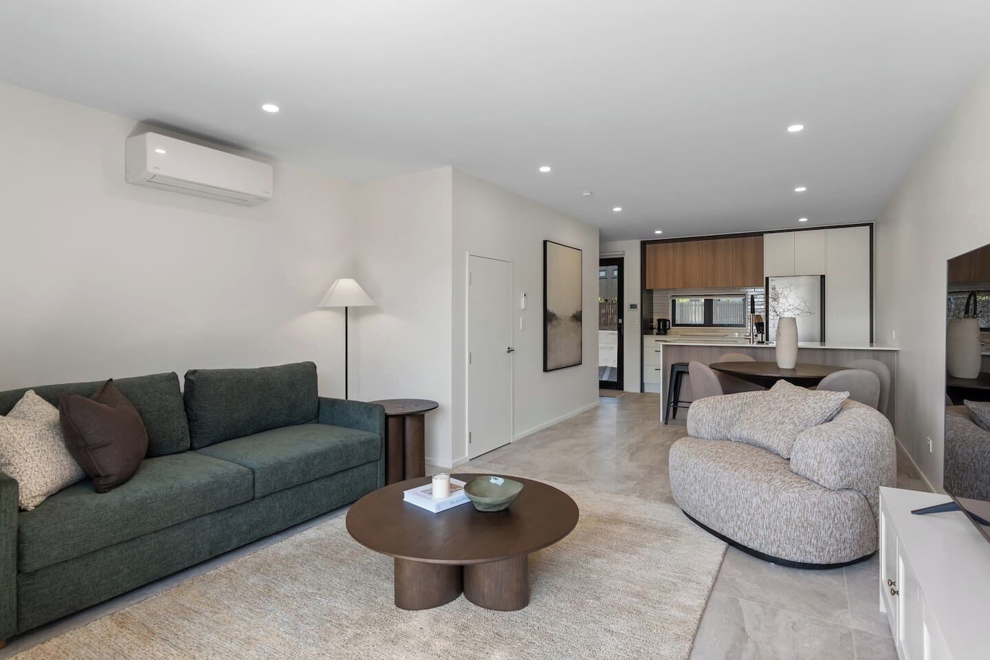 Televisión, mesa de ping pong