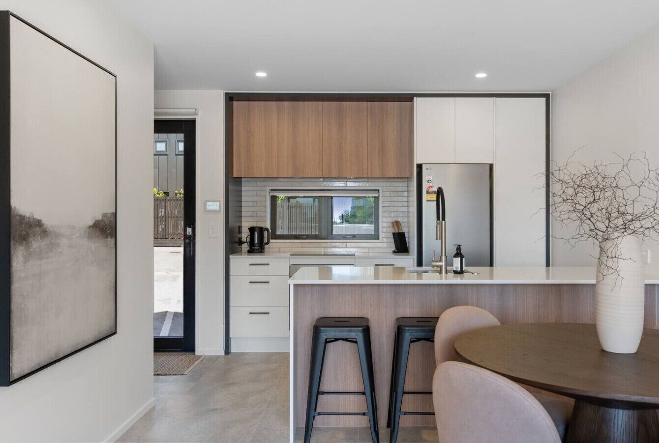 Refrigerador, microondas, lavavajillas, tostadora