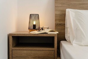 Travel cot, free WiFi, bed sheets - Julies, Sunset Bliss Apartment – Agia Anna (Naxos)