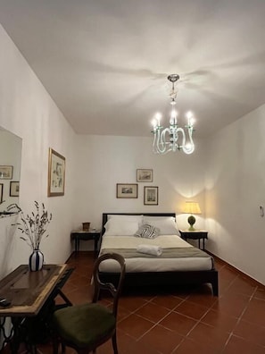 Chambre Double Confort, patio, vue cour intérieure | Wi-Fi gratuit