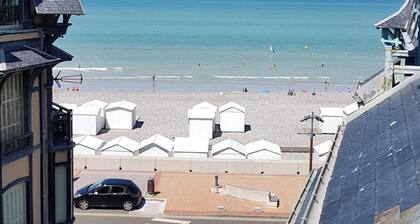 Duplex seaside resort. Villa Le soleil. Sleeps 5.