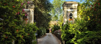 Don Filiberto 2/5 guests in historical Villa near Naples Vesuvius Pompei Caserta