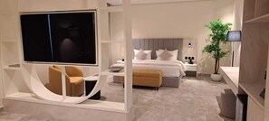 小型开间套房 | 熨斗/熨衣板、免费 WiFi、床单