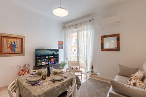 Living area - GuestHost - Comfortable 60 mq apartment, perfect for 4 people, located on the third floor of a building with lift.The property is located a few steps from the historic center of Sanremo, in an area full of services. In the immediate vicinity there is the (Sanremo)