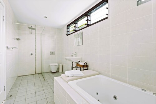 Fishers Villa
