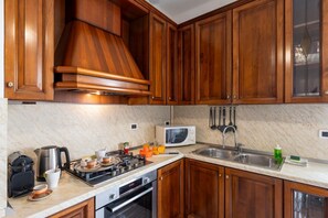 Fridge, microwave - GuestHost - Comfortable and spacious 58 squared meters apartment, perfect for four people, located on the sixth and top floor of a residential building with a lift (NOT suitable for disabled guests).The property is located in a central and extremely conv (Sanremo)