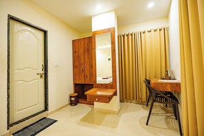 Interior - Hotel Rajdhani Inn & Suites (Mangaluru)
