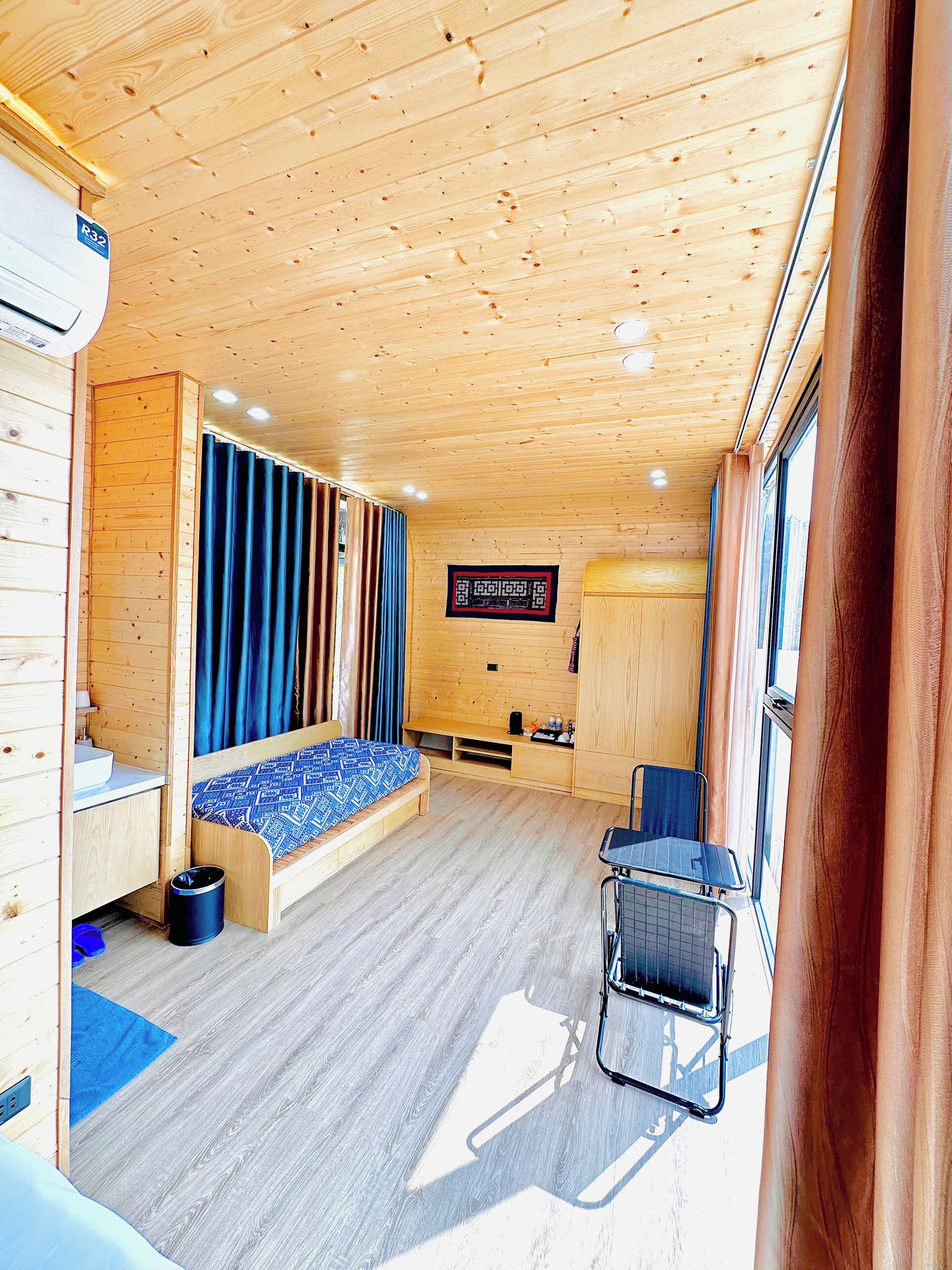 Bungalow Standard | Skrivbord, arbetsyta för laptop, ljudisolering och gratis wi-fi