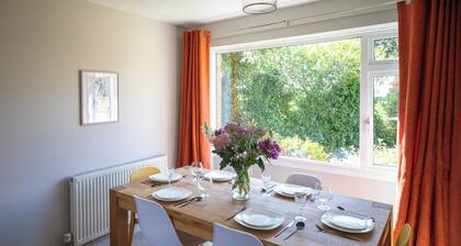 Hereford Comfortable House - Fast Wifi & Parking