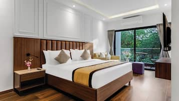 Deluxe Double Room, Balcony, City View