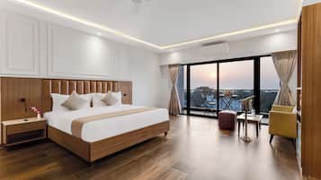 Royal-suite - balkon - byudsigt | Pengeskab på værelset, gratis Wi-Fi