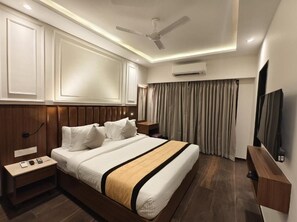 In-room safe, free WiFi - SinQ Symbol (Calangute)