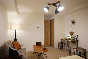 Interior - CHUAN HOUSE HANAZONOCHO (Osaka)