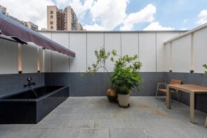 Luxury Triple Room, City View | Property grounds - Fortune Intl. Hotel - Chaozhou KYT (Chaozhou)