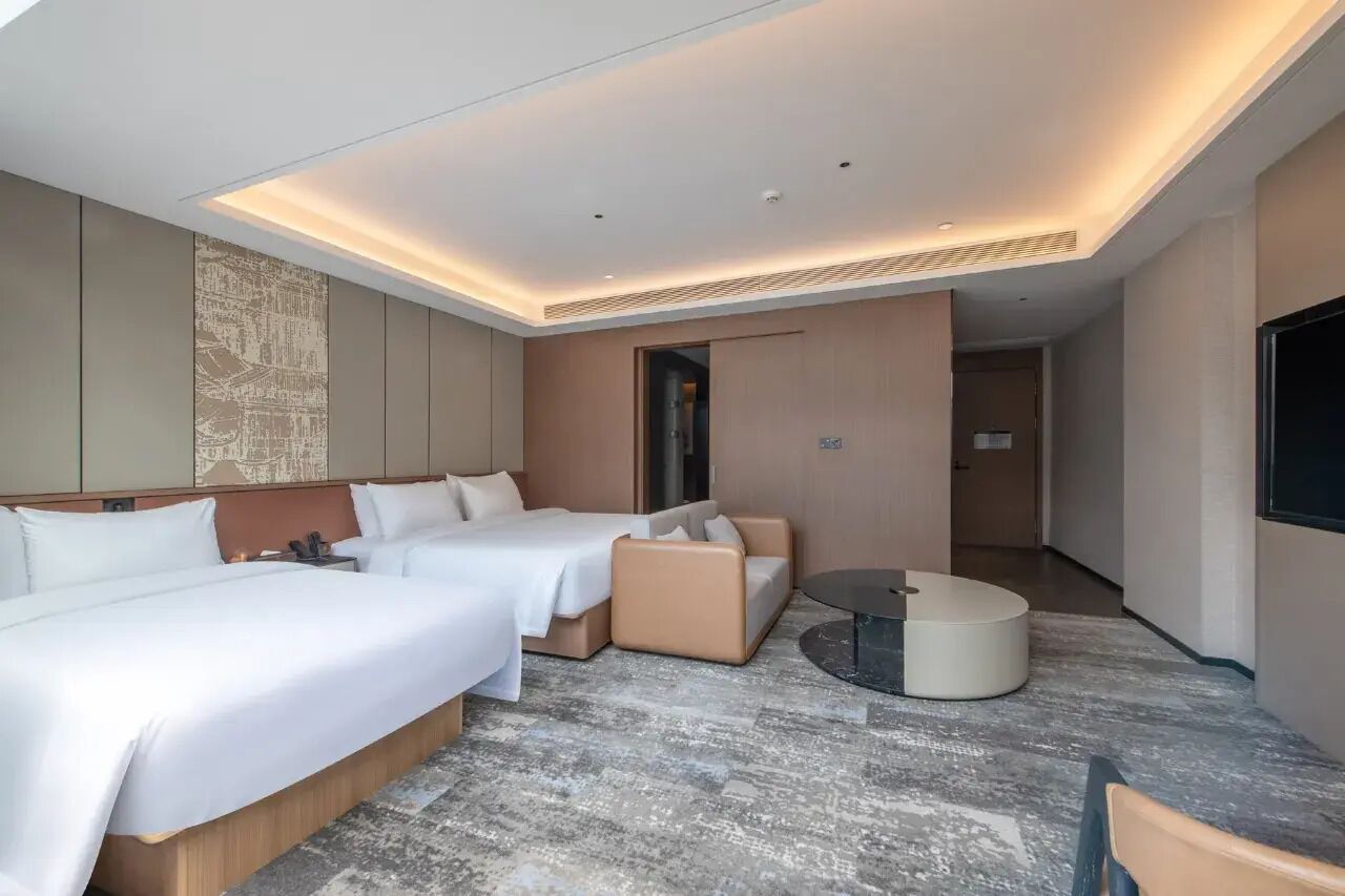 Luxury Triple Room, City View | Spa