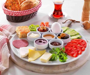 Free daily continental breakfast - Frame Luxury Apartments  (İstanbul)